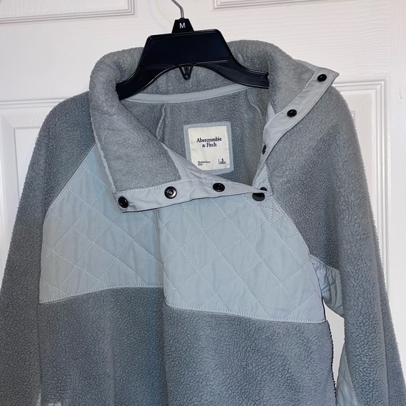 Grey Abercrombie and Fitch Polo Sweatshirt - Picture 5 of 8